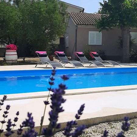 Ferienhaus Aqua Mit Pool Jadreški Extérieur photo